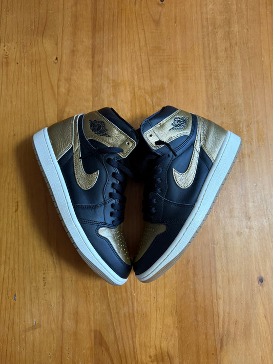 Air Jordan 1 Retro High OG 'Black Gold' USED