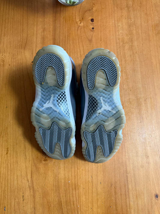 Air Jordan 11 Retro 'Cool Grey' 2021 USED