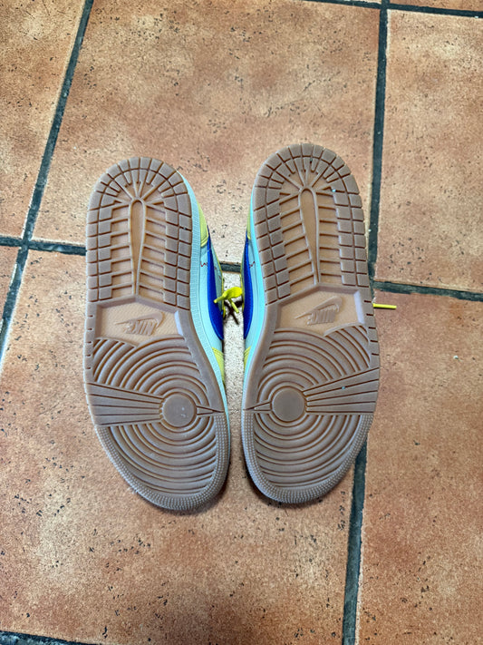 Travis Scott x Wmns Air Jordan 1
Retro Low OG SP 'Canary' USED