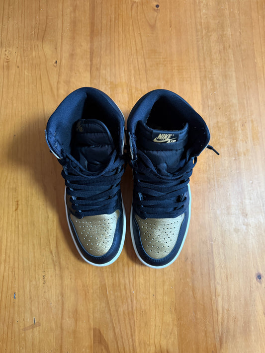 Air Jordan 1 Retro High OG 'Black Gold' USED