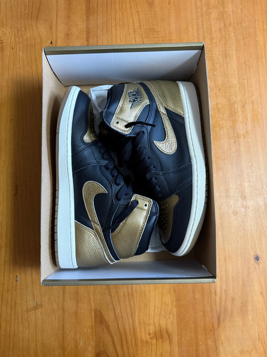 Air Jordan 1 Retro High OG 'Black Gold' USED